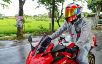 Tips Mudah Buat Dasbor Motor Kembali Kinclong Seperti Baru.