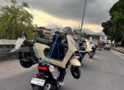 Ini Tips Berkendara Aman dan Nyaman Membawa Barang dengan Sepeda Motor