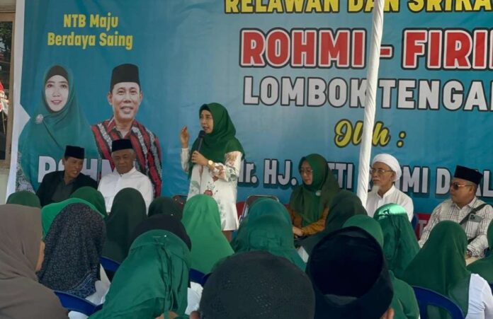 Umi Rohmi, dalam acara konsolidasi yang berlangsung di Misafalah Praya, Kabupaten Lombok Tengah, NTB. (Dok RF)