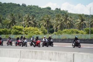 Dukung MotoGP 2025, Komunitas Motor Gelar Trackday di Sirkuit Mandalika