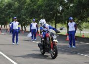 Tips Berkendara Aman: Pentingnya Safety Check dengan Tengok Kanan Belakang Sebelum Berkendara