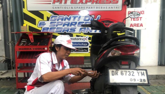 Service Motor Honda Jalur Cepat, Layanan PIT Express Pilihan Tepat