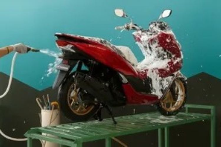 Mitos atau Fakta, Cuci Steam Motor Bisa Merusak Lapisan Cat?