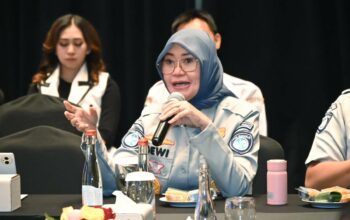Jasa Raharja Dukung Penyelenggaraan FGD Keselamatan Perlintasan Sebidang Kereta Api.