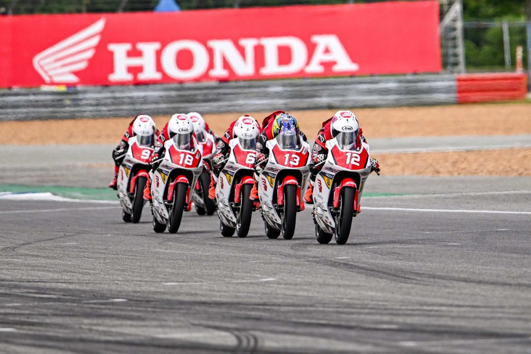 Generasi Baru Pebalap Binaan AHM Melesat Kencang Raih Podium di Thailand Talent Cup.