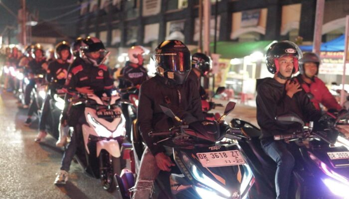 Honda Community Nocturnity Wujud Soliditas Komunitas Honda Mengelilingi Kota Mataram