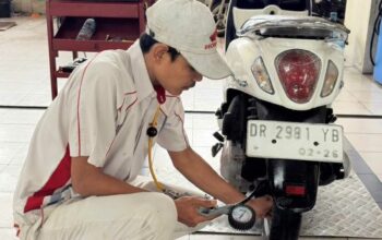 Pentingnya Pengecekan Tekanan Ban untuk Cegah Kebocoran dan Kecelakaan di Jalan.