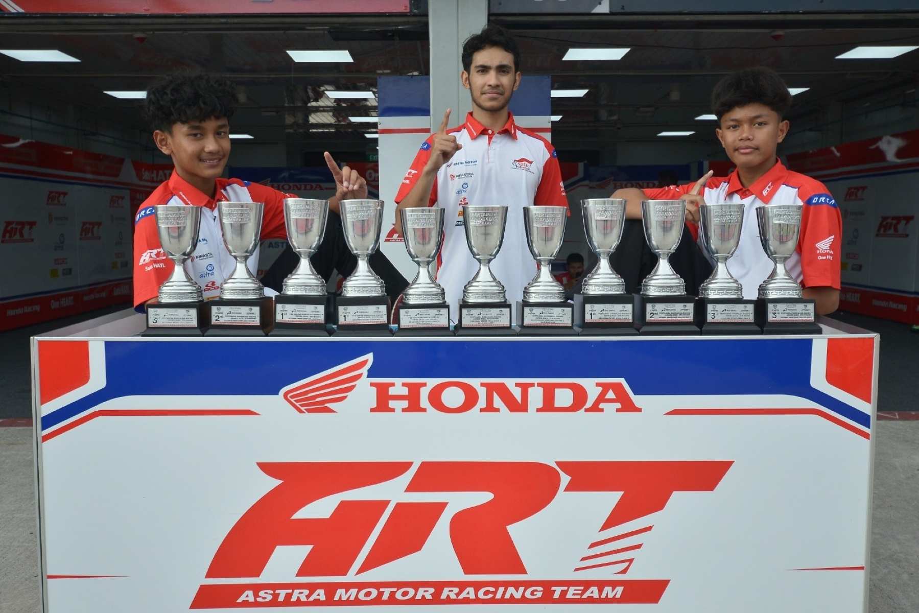 Astra Motor Racing Team Konsisten Podium di Final Mandalika Racing Series 2025.