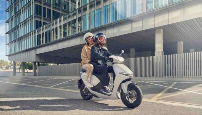 Astra Motor NTB Tegaskan Sepeda Motor Listrik Aman, Legal, dan Layak Digunakan di Jalan Raya