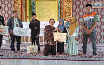 Ramadan 2026, LPS Edukasi dan Bantu Warga Lembar.