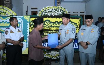 Kurang dari 24 jam, Jasa Raharja Serahkan Santunan Kepada Ahli Waris Korban Kecelakaan Kereta di Bekasi.