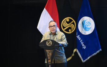 Saksikan Penandatanganan PKB Jasa Raharja dan Serikat Pekerja, Menaker Titip Tiga Agenda Strategis.